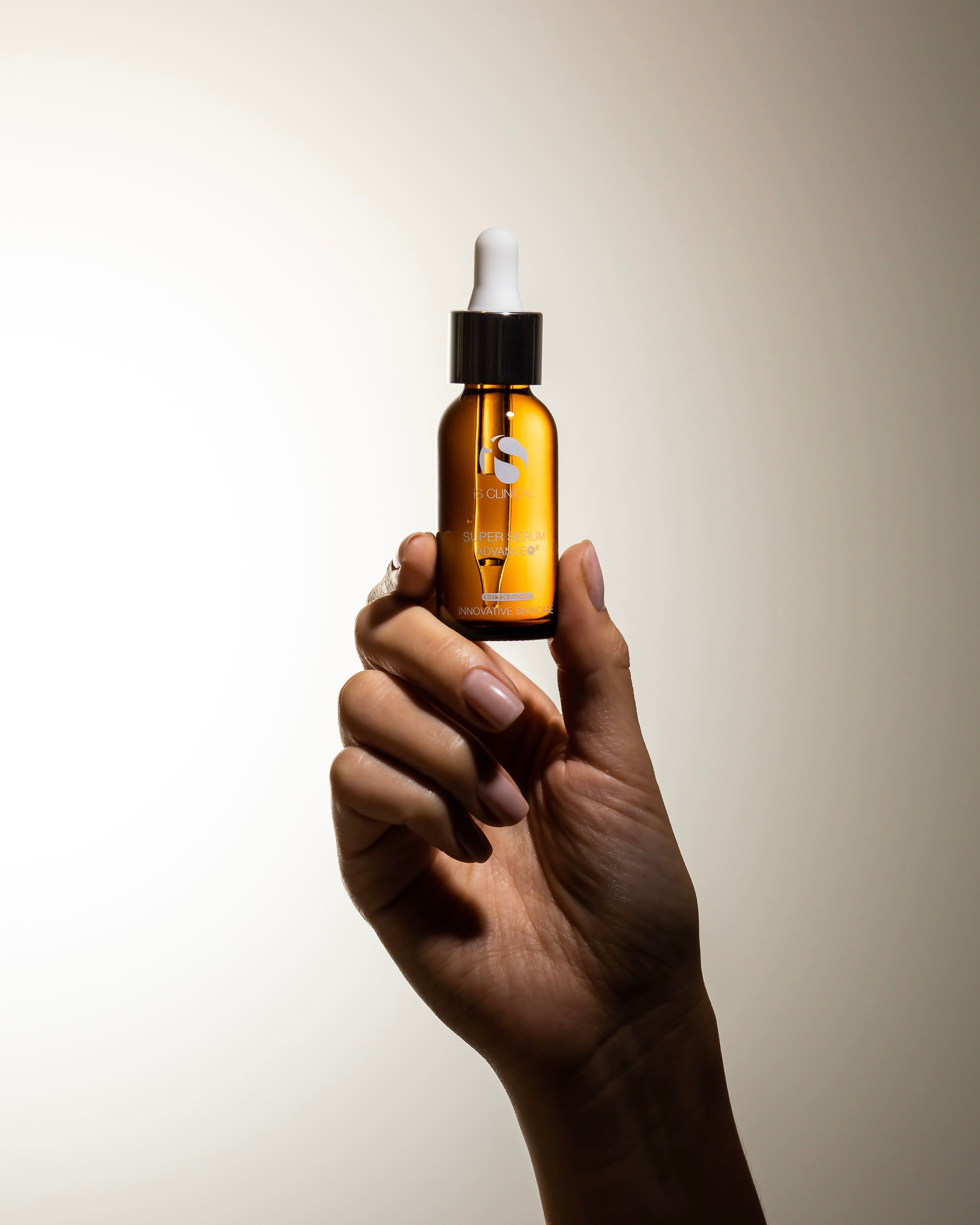 SUPER SERUM ADVANCE - iS CLINICAL - Tu piel, nuestra ciencia